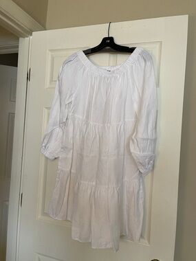 Saks Fifth Avenue White Elastic-Waist Peasant Blouse